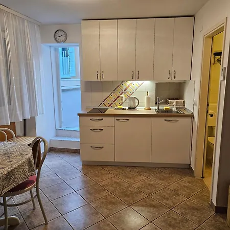 Don Dolfino - Hisa Dolfinova Vrata *