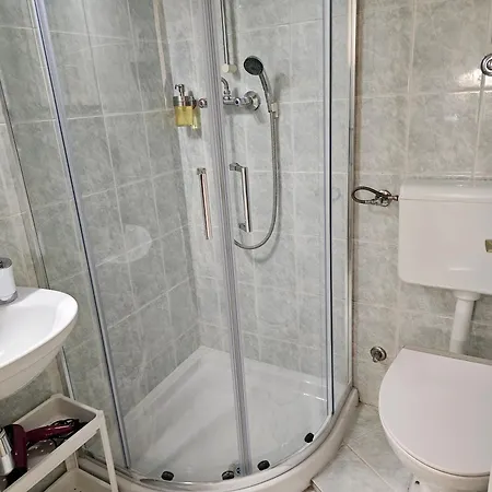 شقة Don Dolfino - Hisa Dolfinova Vrata بيران