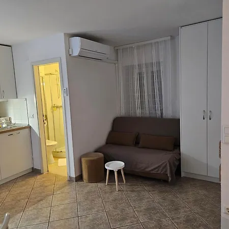 شقة Don Dolfino - Hisa Dolfinova Vrata بيران