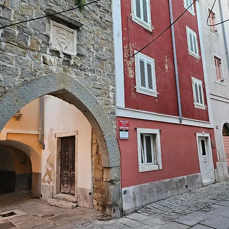 Don Dolfino - Hisa Dolfinova Vrata * Piran